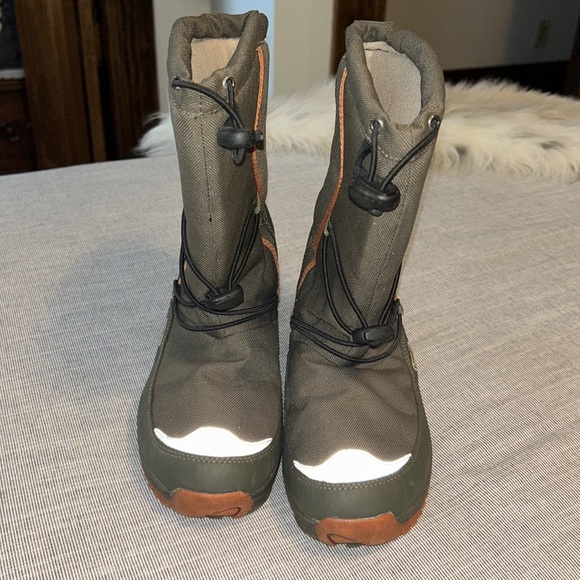 Columbia winter snow boots - Picture 4 of 12
